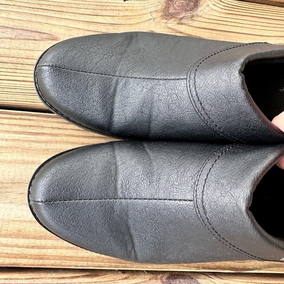 Easy Street women’s black slip on clog shoes size 10 - Picture 8 of 9